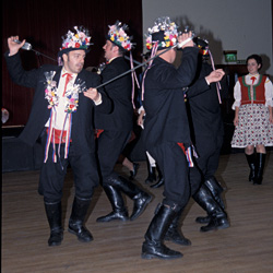 Photo of Czech sword dancers