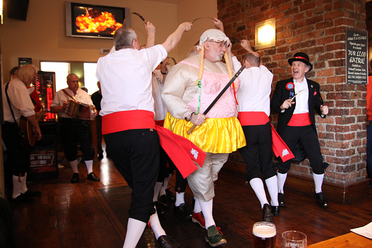 Photograph of Dorset Buttons Rapper